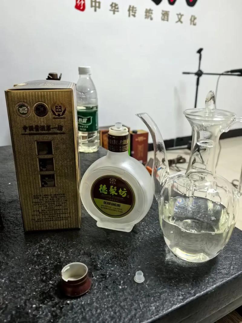贵州白酒：茅台美酒背后的传奇与魅力